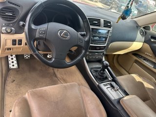 Despiece Lexus IS 2005