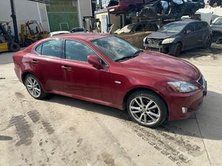 Despiece Lexus IS 2005
