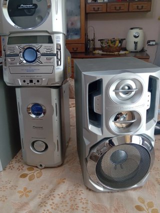 Stereo Pioneer