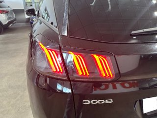 Peugeot 3008 1.6 HYBRID 225 ALLURE PACK (2023)