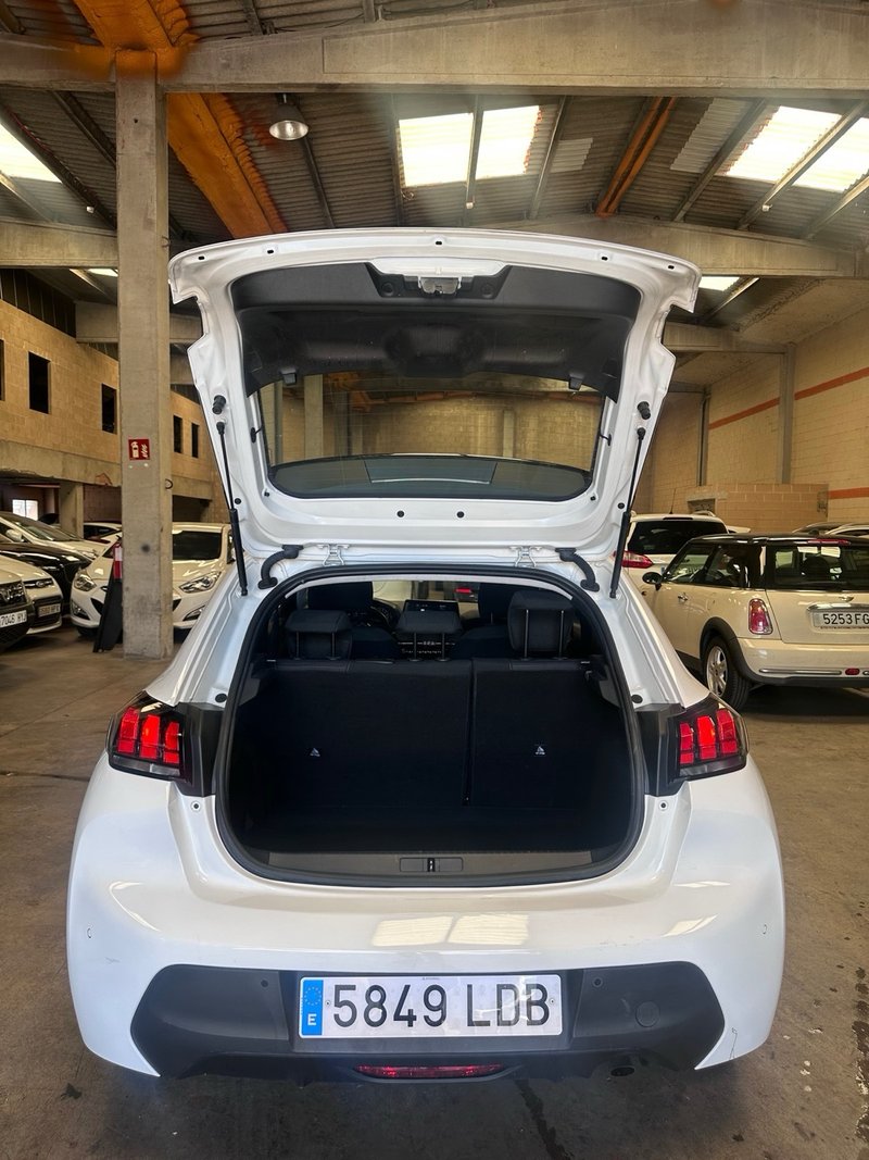 Peugeot 208 2020, foto 17