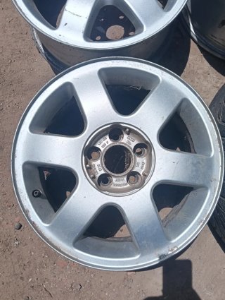 4 Llantas originales Audi 15 5x100