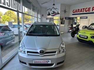 Toyota Verso 2005