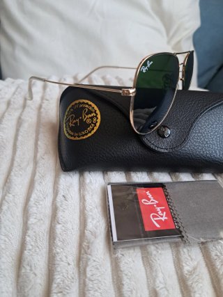 Gafas de sol Ray-Ban Aviator doradas y verdes