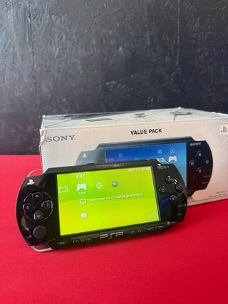 Sony PSP 1004 con 128 GB e adattatore micro SD
