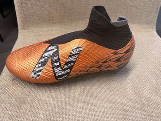 Zapatos de fútbol New Balance 442