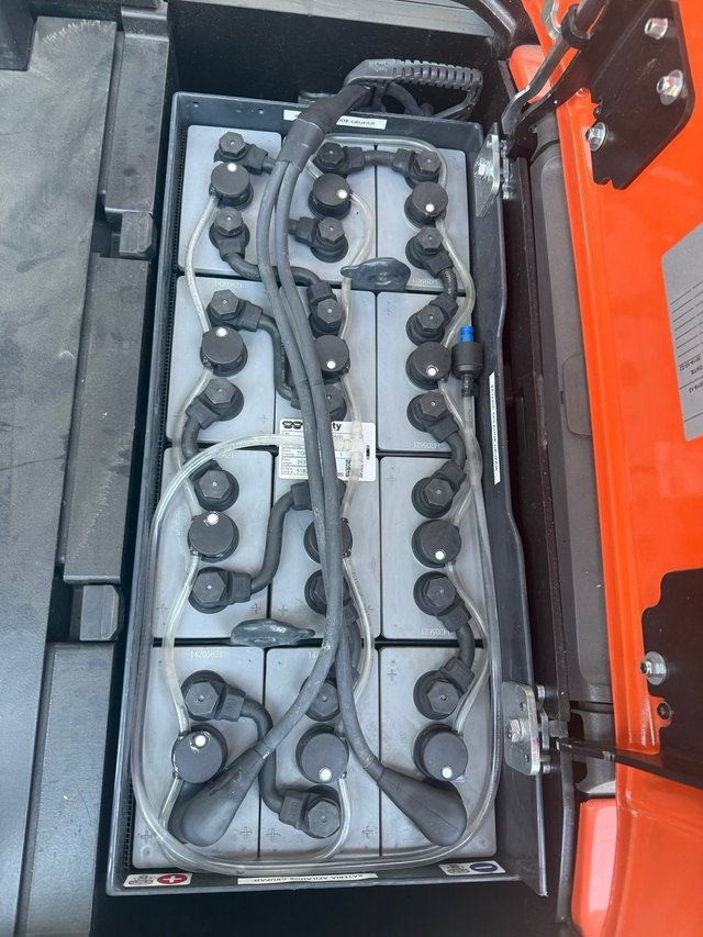 Apilador Toyota Staxio SPE120XR