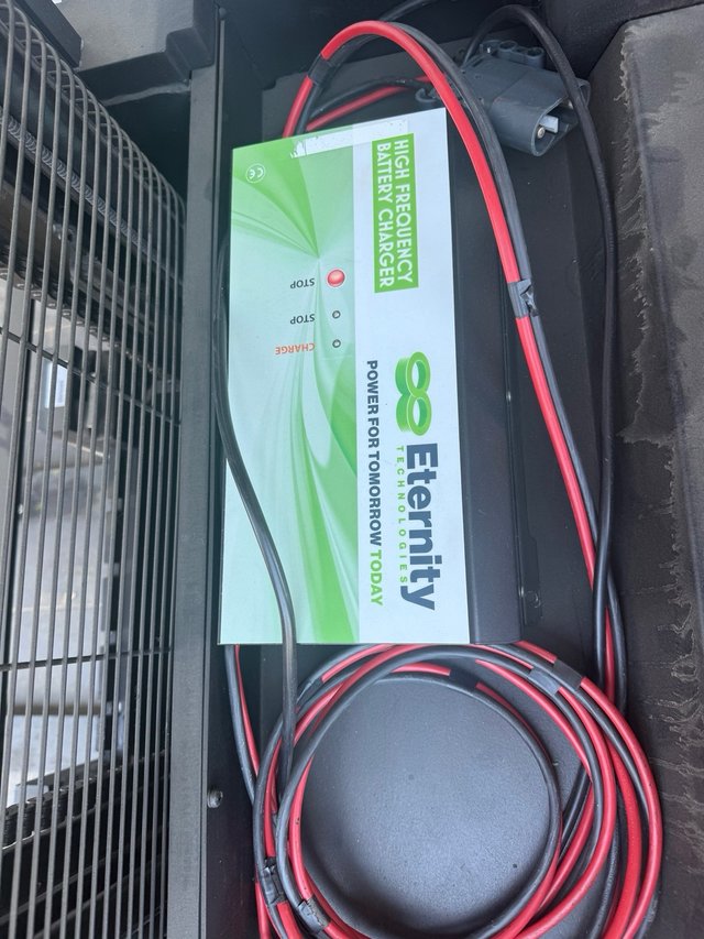 Apilador Toyota Staxio SPE120XR