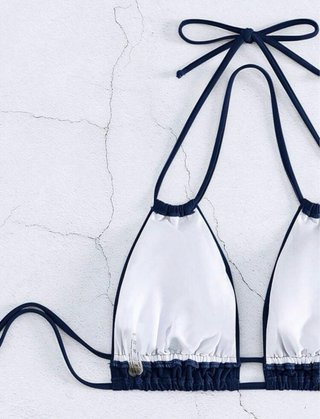 Conjunto bikini azul marino