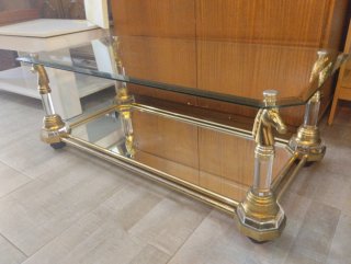 Mesa de centro cristal y metal dorado