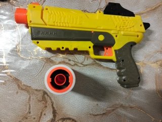 Martillo Minecraft y Pistola Nerf Fortnite