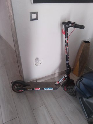 Patinete eléctrico poco uso