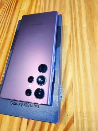 Samsung S22 Ultra- 512GB