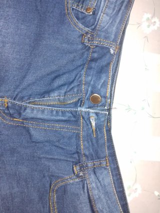 Pantalón vaquero corto talla 40