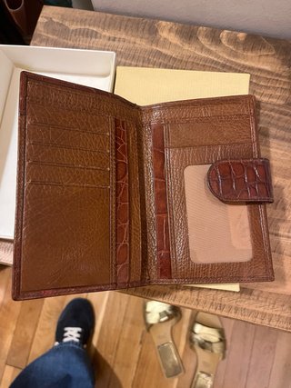Cartera de piel para mujer
