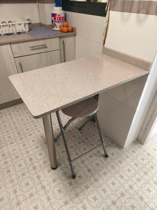 Cocina Silestone completa gris y blanca