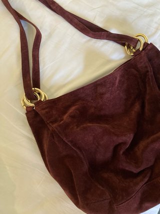 Bolso piel italiano marrón con detalles dorados