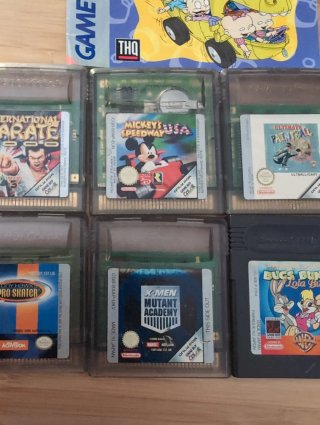 Confezione 6 Videogiochi Game Boy Color