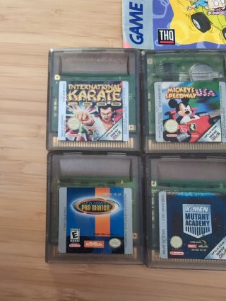 Confezione 6 Videogiochi Game Boy Color