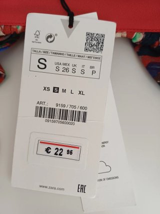 Top Zara Estampado Floral Rojo Talla S