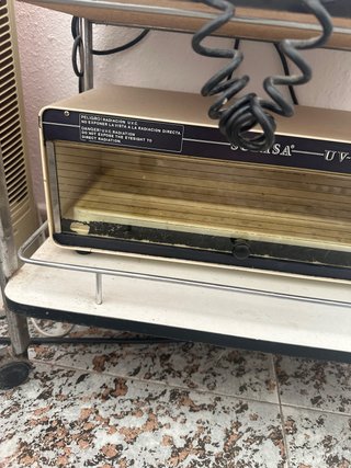 Mesa para Estética con ruedas de la marca sorisa