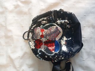 Mochila lentejuelas gatitos negra multicolor