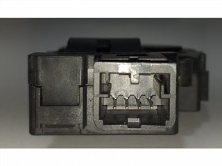 MOTOR APERTURA TRAMPILLAS CLIMATIZADOR T946104A 5