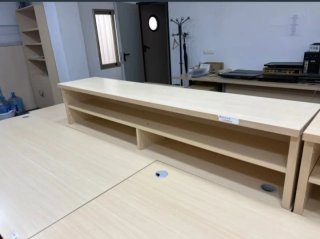 Mesa de oficina madera y metal