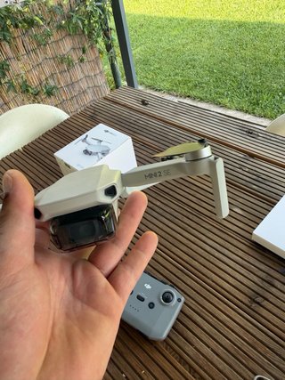 DJI Mini 2 SE Drone Ultraleve 249g