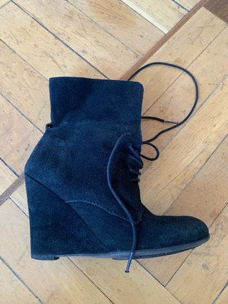 Botines Zara negros de ante talla 39
