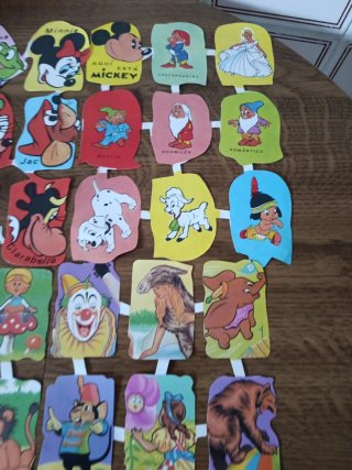 Lote de Láminas cromos grandes y medianos