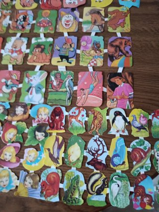 Lote de Láminas cromos grandes y medianos