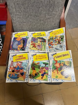 32 libros colección audiolibros Disney.