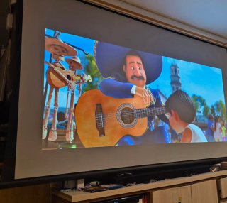 Proyector Epson EH-TW6600 y Pantalla 120