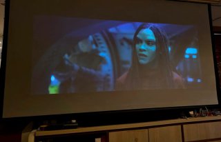 Proyector Epson EH-TW6600 y Pantalla 120