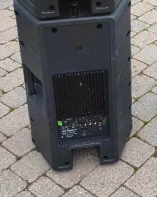 Altavoz  15"Autoamplificado