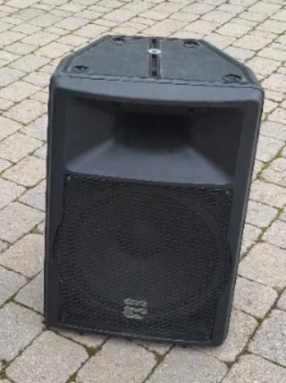 Altavoz  15"Autoamplificado