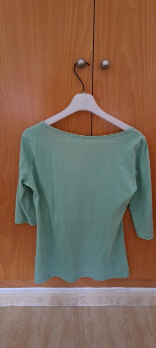 Camiseta Stradivarius verde turquesa menta M