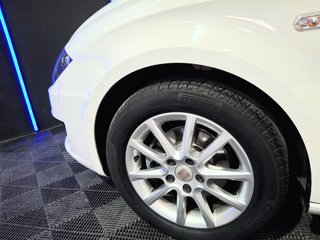 SEAT León 1.6 TDI 105cv Reference
