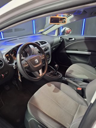 SEAT León 1.6 TDI 105cv Reference