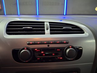 SEAT León 1.6 TDI 105cv Reference