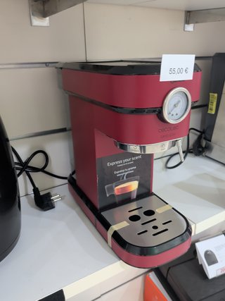Cafetera Cecotec Cafelizzia 790 Shiny Pro Roja