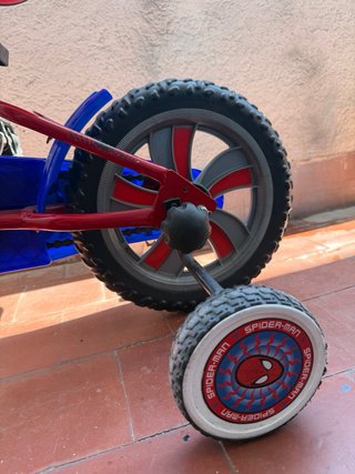 Bicicleta Spiderman niño(a) hasta 6 años