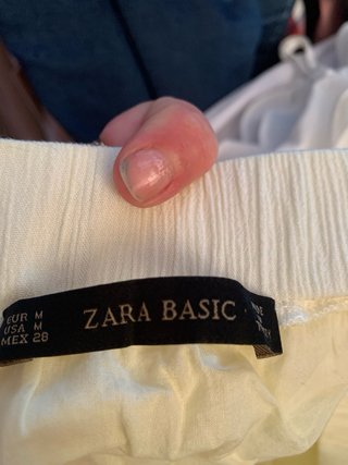 Falda Zara Amarilla con Encaje laterales