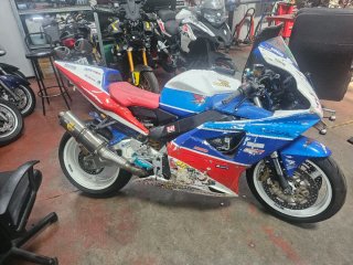 DESPIECE MOTO HONDA CBR 954 RR 02