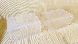 Urnas de metacrilato transparente