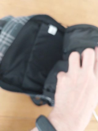 Mochila Eastpak Cuadros Gris y Negro