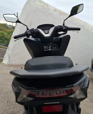 Honda PCX 125cc Negra