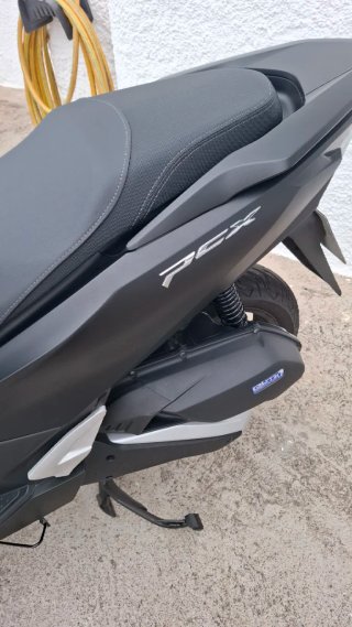 Honda PCX 125cc Negra