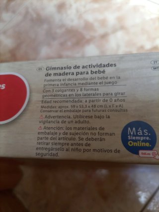 Gimnasio de actividades de madera para bebé